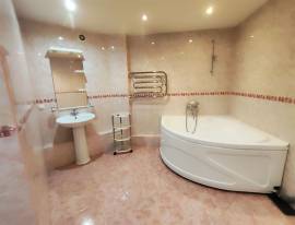 Рязань, Продается 3-к квартира, 8/10 эт., Михайловское шоссе, д. 82 к 2, Квартиры, На продажу