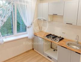 Рязань, Продается 2-к квартира, 4/5 эт., ул Бирюзова, д. 4 к 1, Квартиры, На продажу, Канищево