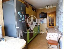 Продается 2-к квартира, 1/2 эт., ул Мира, д. 30, Квартиры, На продажу