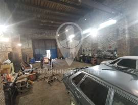 Коммерческая недвижимость, На продажу