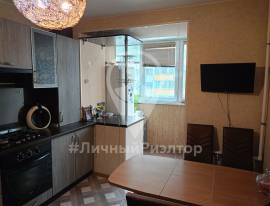 Продается 2-к квартира, 4/10 эт., 2-й Бульварный проезд, д. 6, Квартиры, На продажу