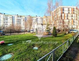 Рязань, Продается 2-к квартира, 3/9 эт., Первомайский пр-кт, д. 64 к 2, Квартиры, На продажу