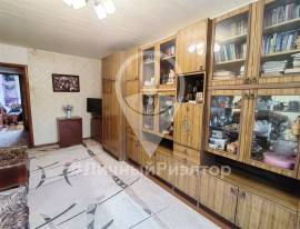 Рязань, Продается 2-к квартира, 5/5 эт., Октябрьский г-к, д. 40, Квартиры, На продажу