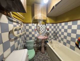 Рязань, Продается 2-к квартира, 2/5 эт., ул Сельских Строителей, д. 4 к 4, Квартиры, На продажу