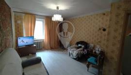Квартиры, На продажу
