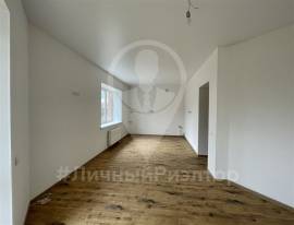 Квартиры, На продажу