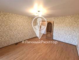 Продается 2-к квартира, 1/3 эт., ул Школьная, д. 3, Квартиры, На продажу