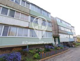 Продается 2-к квартира, 1/3 эт., ул Школьная, д. 3, Квартиры, На продажу