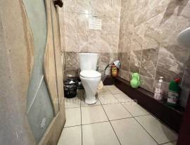 Коммерческая недвижимость, На продажу