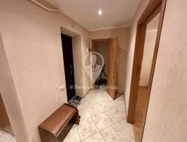 Продается 2-к квартира, 1/2 эт., д. 341, Квартиры, На продажу