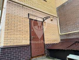 Продается 2-к квартира, 1/3 эт., ул Луговая, д. 63, Квартиры, На продажу