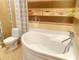 Рязань, Продается 3-к квартира, 4/5 эт., ул Есенина, д. 34, Квартиры, На продажу