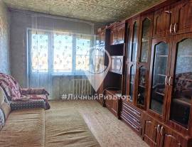 Продается 2-к квартира, 5/5 эт., ул Молодежная, д. 1, Квартиры, На продажу