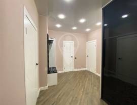 Продается 3-к квартира, 7/17 эт., 1-й Бульварный проезд, д. 2, Квартиры, На продажу