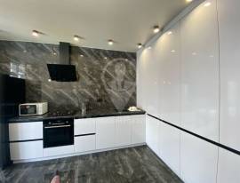 Продается 3-к квартира, 7/17 эт., 1-й Бульварный проезд, д. 2, Квартиры, На продажу