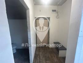 Продается 1-к квартира, 1/18 эт., пр-д Бульвар Оптимистов, д. 10, Квартиры, На продажу