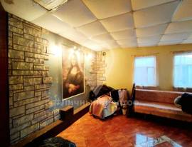 Дома, На продажу