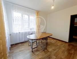 Дома, На продажу