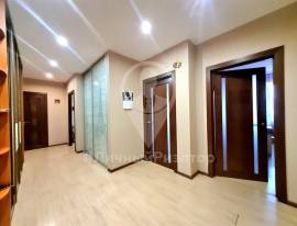 Рязань, Продается 3-к квартира, 8/15 эт., ул Введенская, д. 135, Квартиры, На продажу