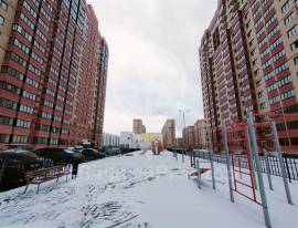 Продается 2-к квартира, 3/18 эт., 2-й Бульварный проезд, д. 9, Квартиры, На продажу