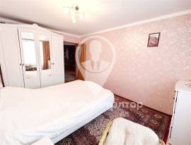 Квартиры, На продажу