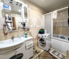 Квартиры, На продажу