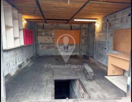 Гаражи, На продажу