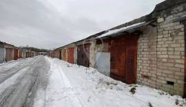 Гаражи, На продажу