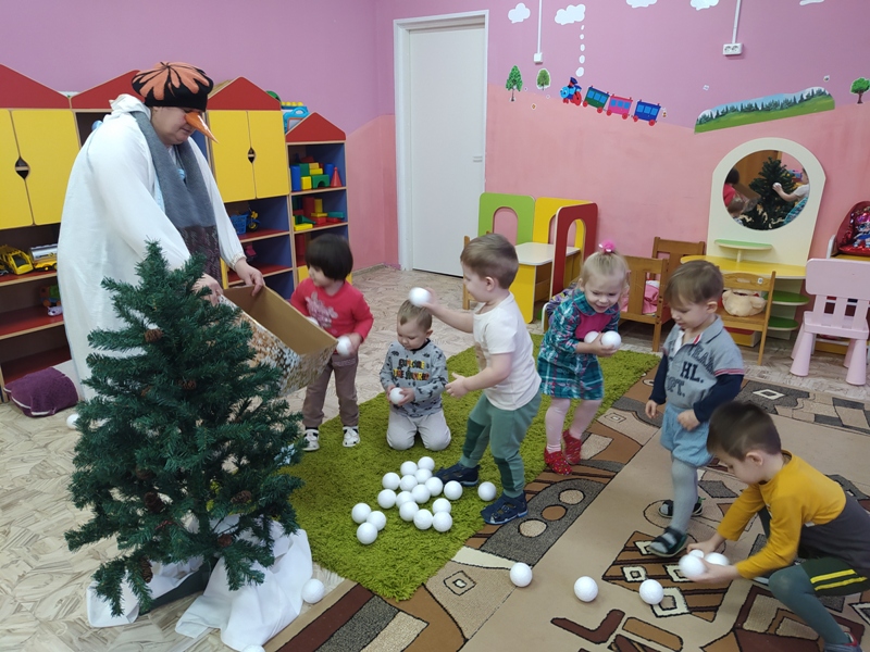 Физкультурный досуг. Первая младшая группа