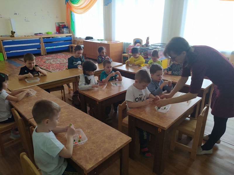 ЛЕГО – яблоко. Средняя группа