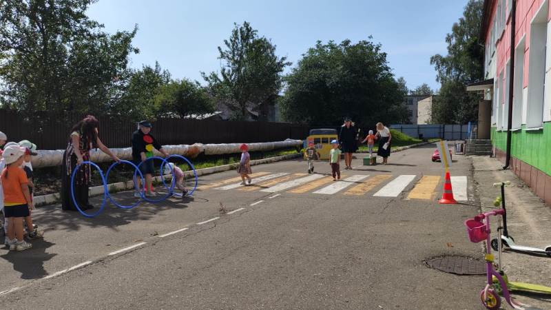 Школа дорожного движения