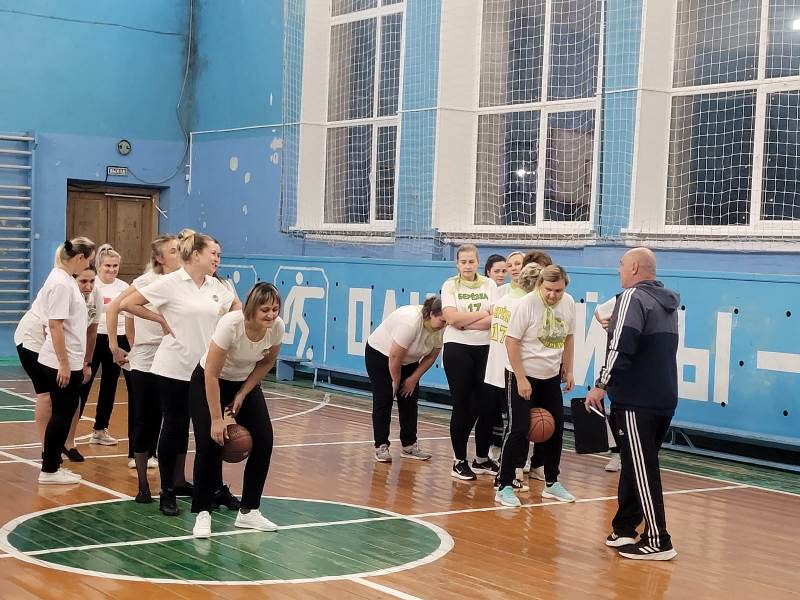 Поздравляем команду "Аленушка" из детского сада №18 с ПОБЕДОЙ в весёлых стартах