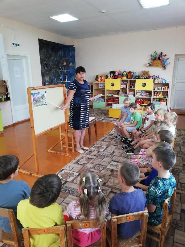 Детский сад — это домик для ребят!