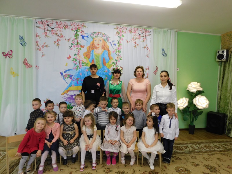 8 марта Лучики