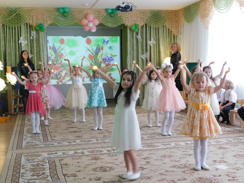 8 марта Подсолнушки