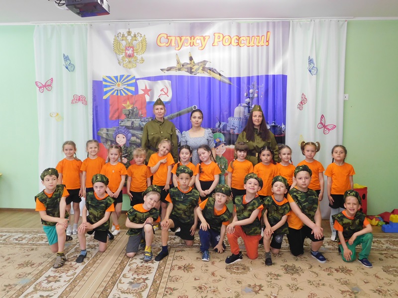 музыкально-спортивное развлечение "Что такое День Победы" в группе Подсолнушки