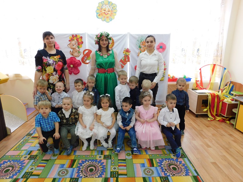 8 марта Колобки