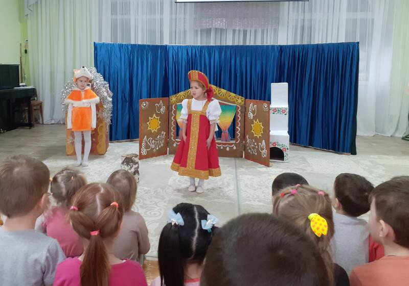 Театральный кружок "В гостях у сказки"