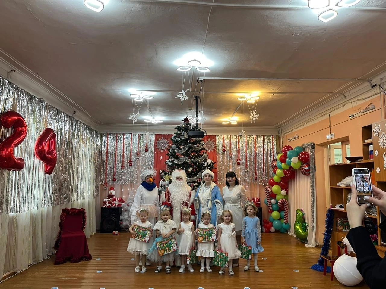 Новогодние детские утренники