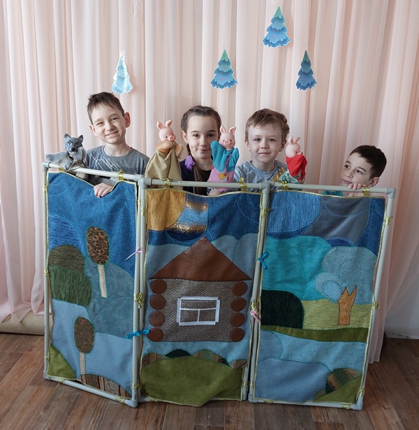 День театра