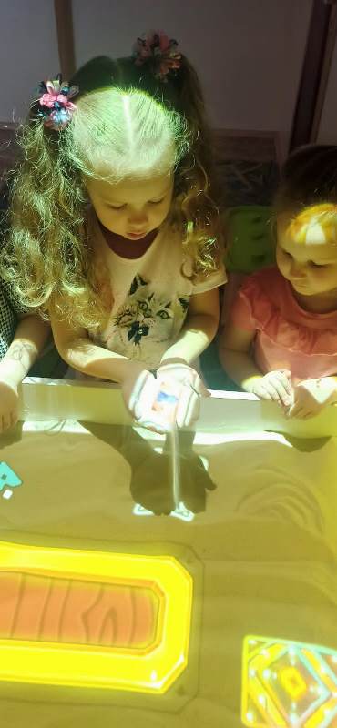 Интерактивная песочница – восторг для дошколят!