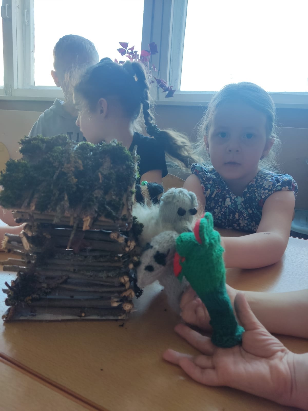 О пожарной безопасности в театрализованной сказке «Теремок»