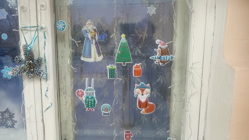 Подготовка к новогоднему празднику в семейном клубе «Радуга»