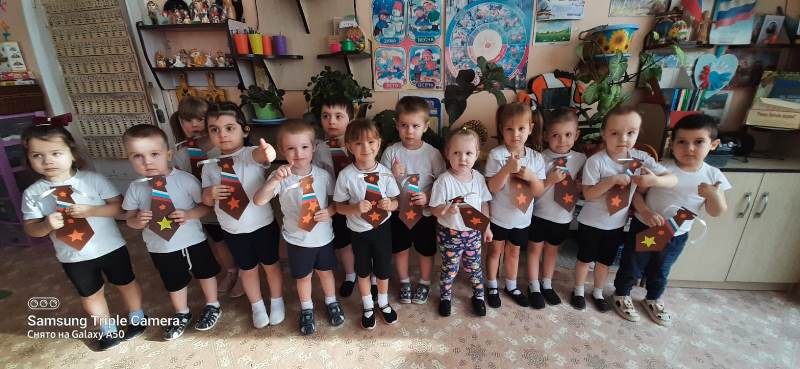 Поздравления с Днем защитника Отечества от малышей