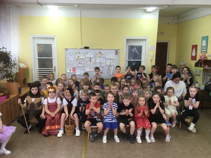 Аншлаг в экологическом театре!