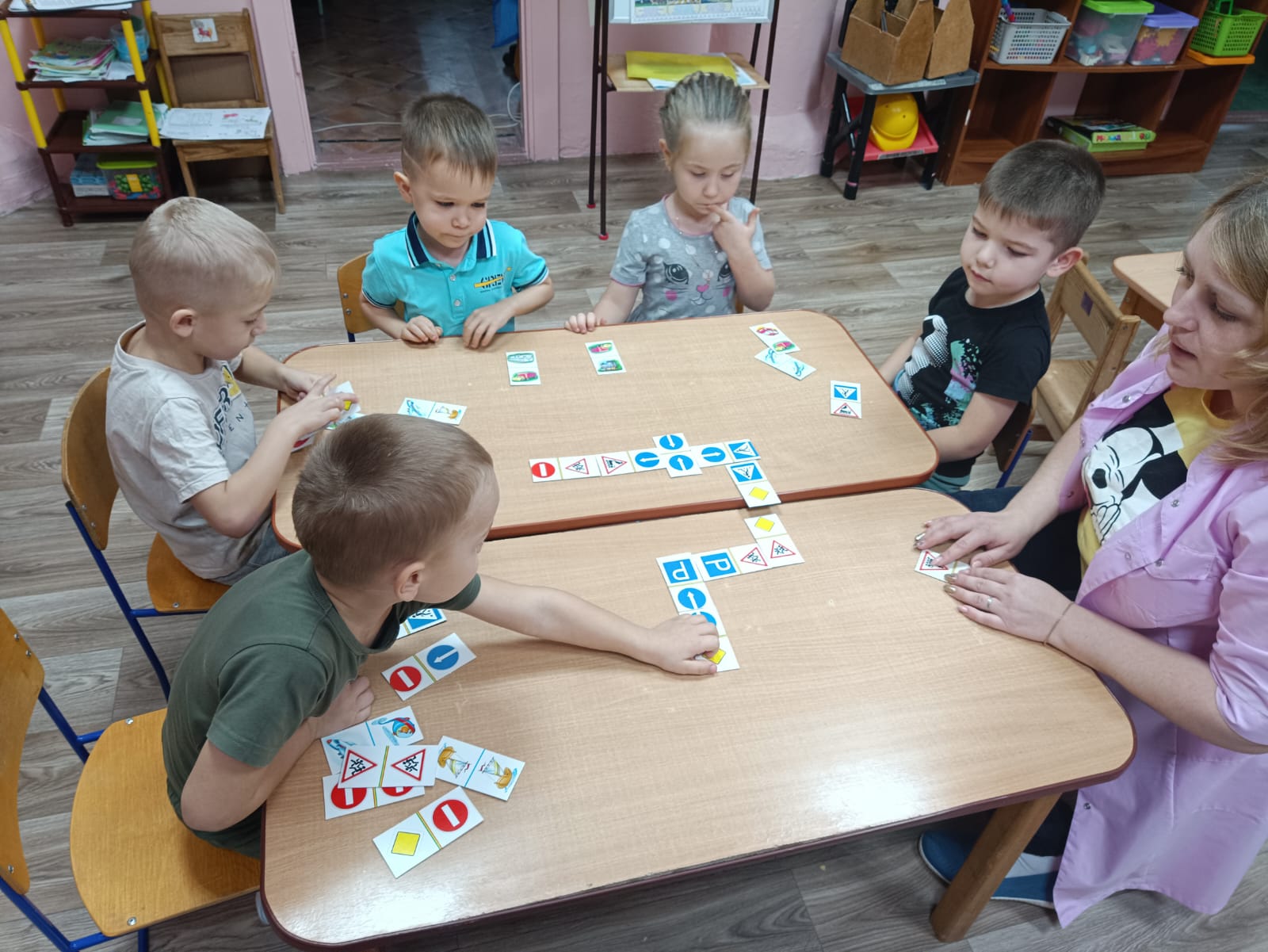 Профилактика детского дорожно-транспортного травматизма гр "Лисёнок"