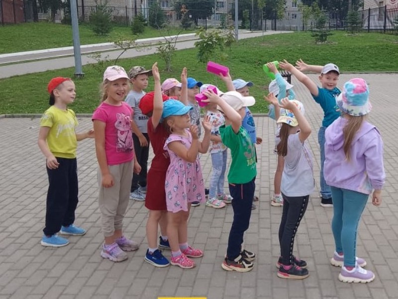 Нам скучать некогда!