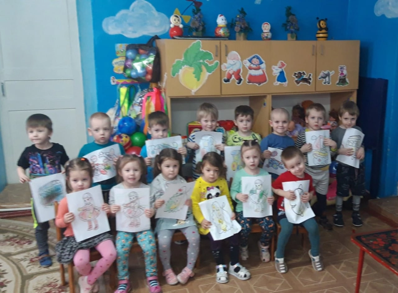 День цветных карандашей День цветных карандашей