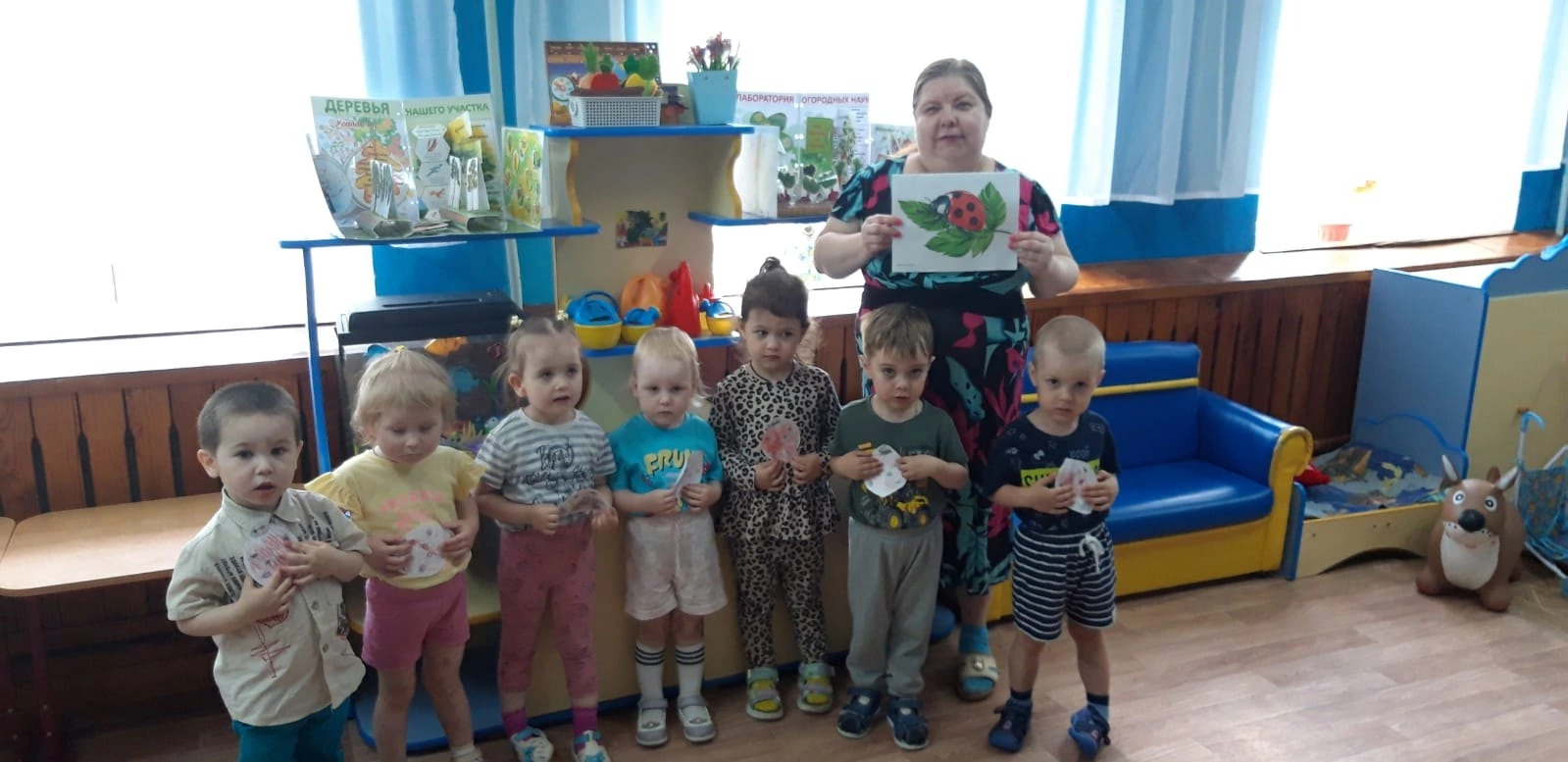 День божьих коровок в младшей группе "КрЕпЫшОК"