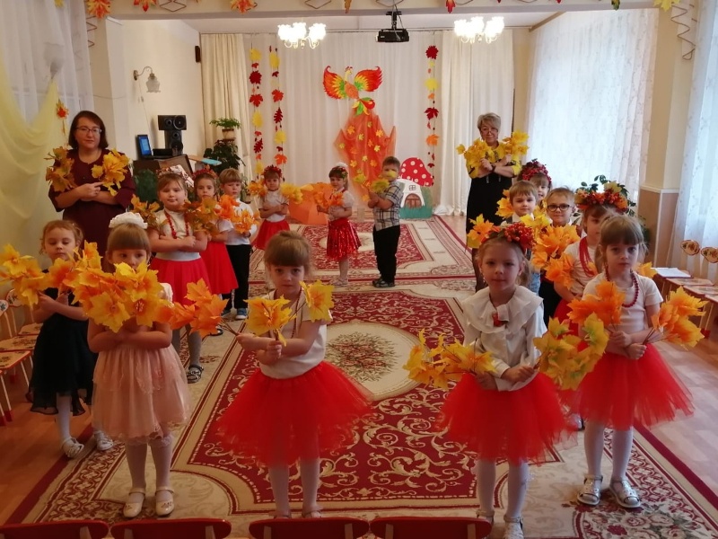Праздник "Загадки Осени" в группе Ромашка